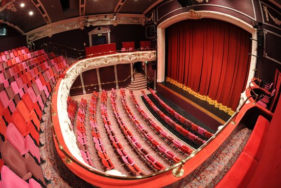 Entertainment guide to Winchester Theatre Royal Winchester Jewry Street